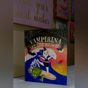 Vampirina at the Beach - Hardcover By Pace, Anne Marie
